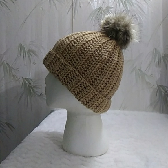 Handmade crochet beanie - Picture 3 of 3